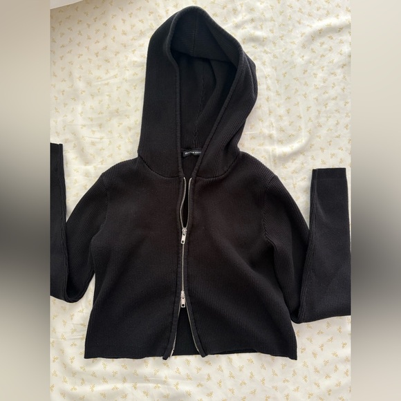 Brandy Melville Sweaters - Brandy Melville black Arden hoodie